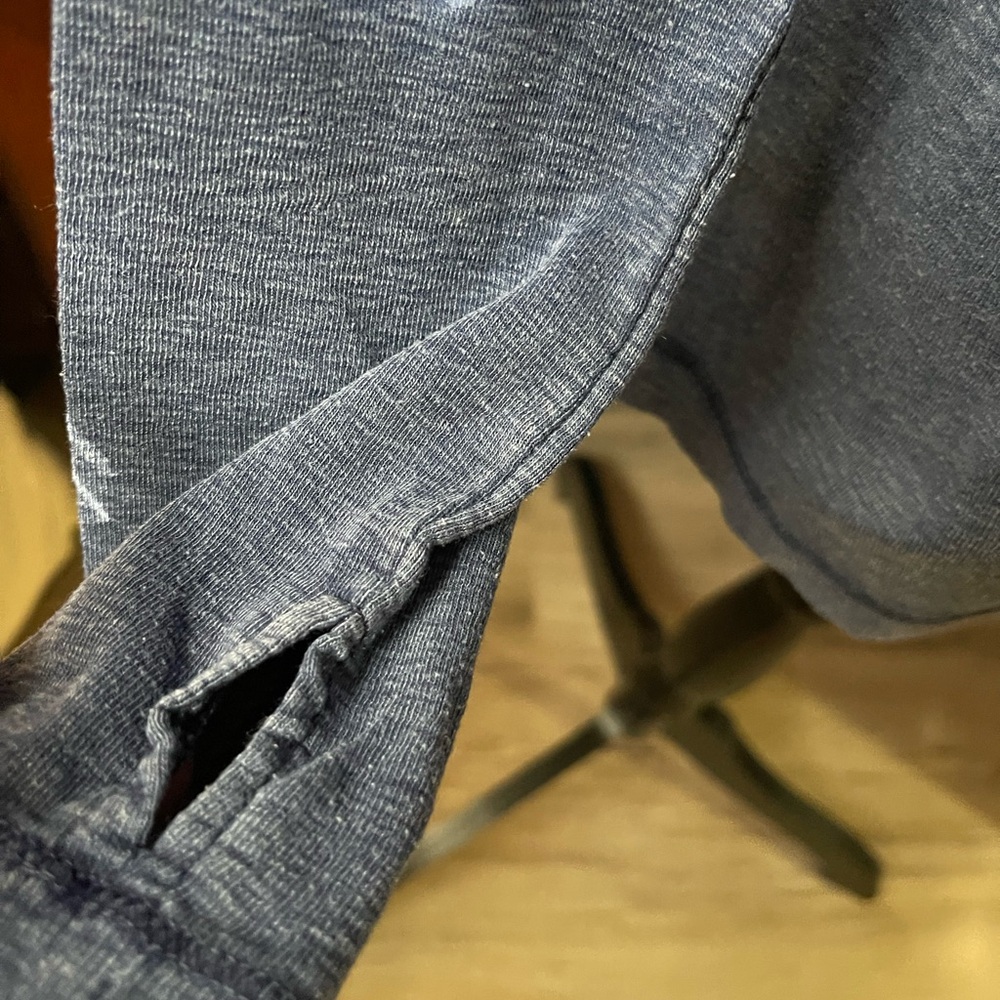 True Craft ~ Heathered Blue long sleeve pullover… 💙 - Picture 2 of 8